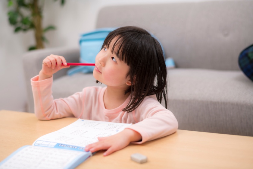 小学生が漢字をすぐ忘れる理由とは？家庭でできる記憶定着の工夫と効果的な学習法まとめ