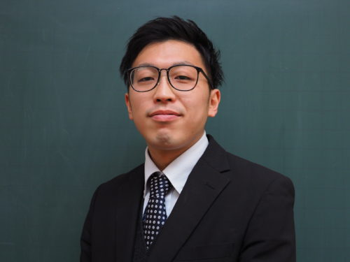 リリーベール小学校　6年生担任　
古谷司教諭